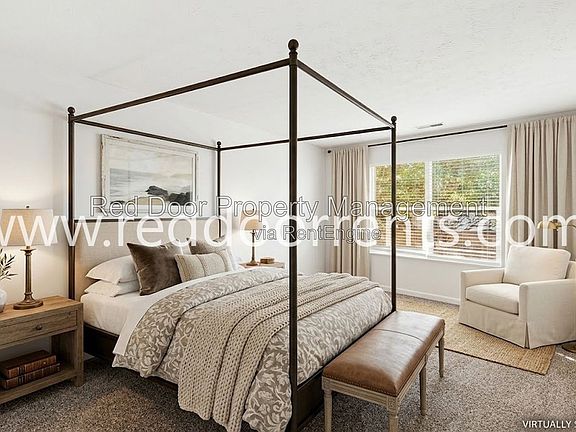 2nd image of 711 Rose Ln