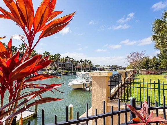 2nd image of 300 Bella Harbor Ct