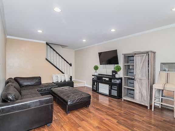 4th image of 1625 Woodcutter Ln #1625