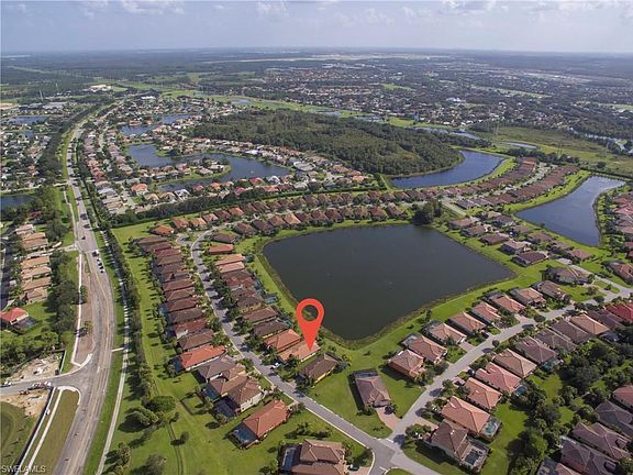 4th image of 12770 Fairington Way