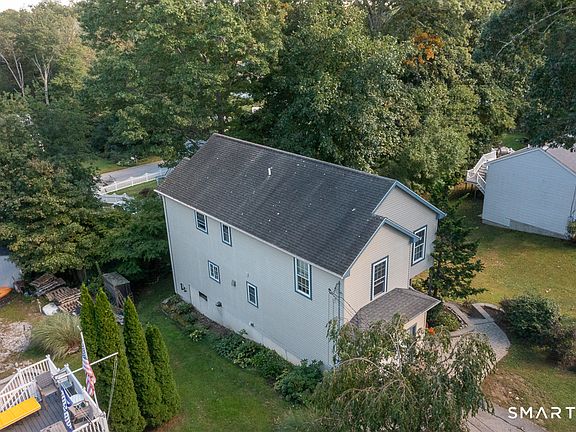 3rd image of 25 Oakwood Road