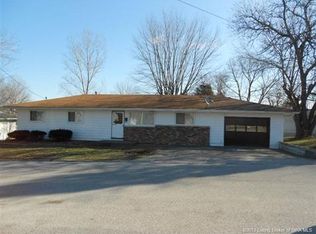 612 N Poe St, Paoli, IN 47454