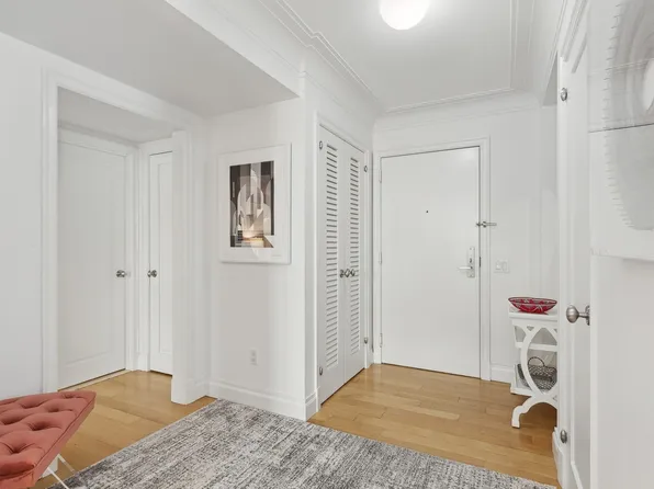 200 East 66th Street E306 image 7 of 7