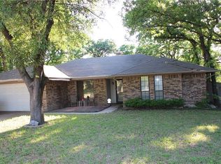 113 Yorkshire Ct, Weatherford, TX 76086