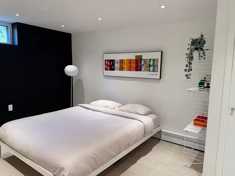 32 Rayton Rd — Photo 8