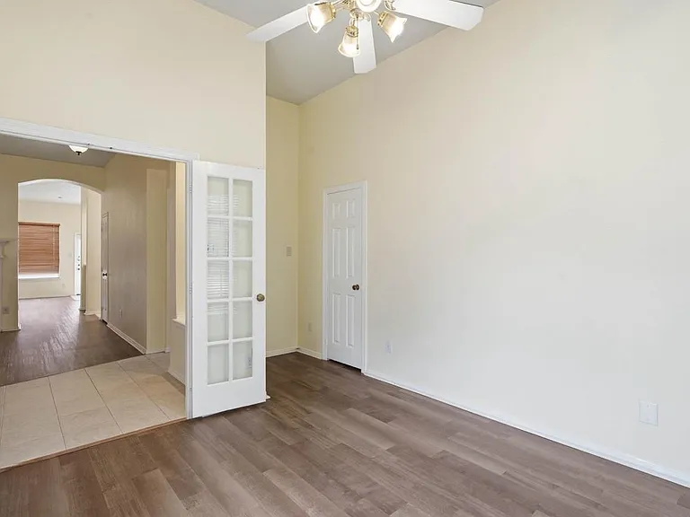 21107 Stoney Haven Dr — Photo 5