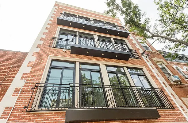 Rented by ERNY LLC | media 21