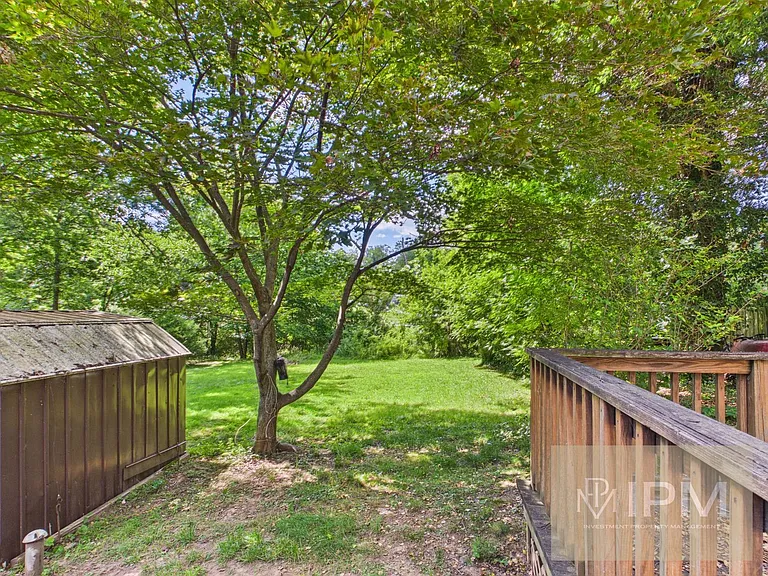 2451 Log Cabin Rd — Photo 10