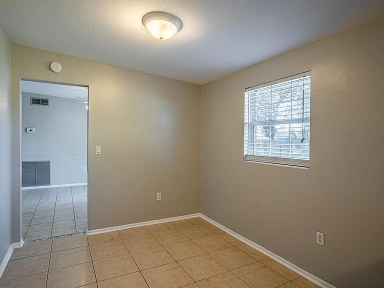 3007 Willow Ave — Photo 13