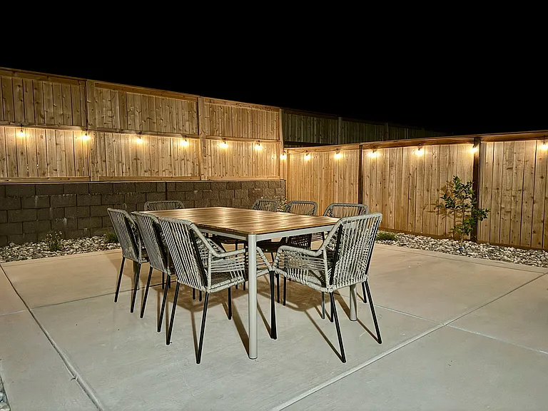 4292 Crescent Way — Photo 3