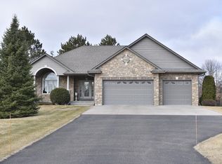 715 Bergman Ct, Isanti, MN 55040