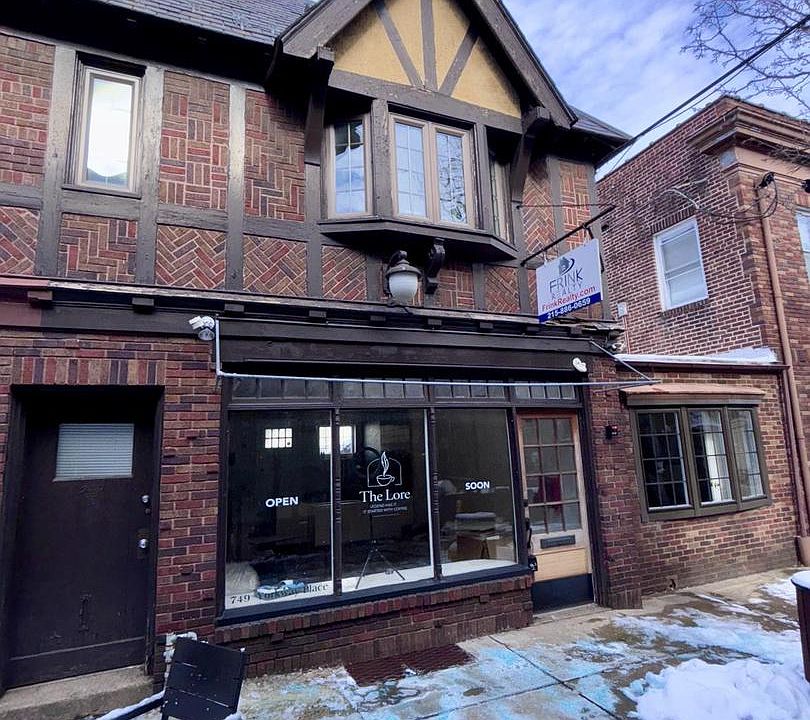 1st image of 749 Yorkway Pl