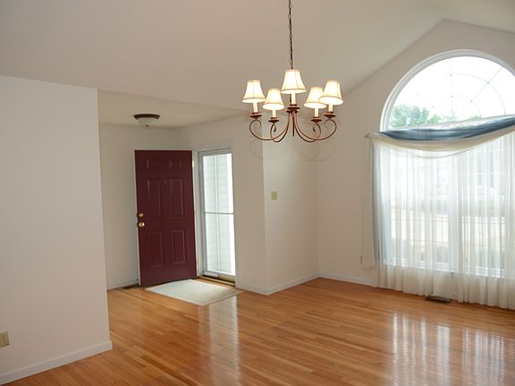 2nd image of 3336 Walworth Way Dr