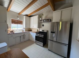 1157 7th St, Hermosa Beach, CA 90254