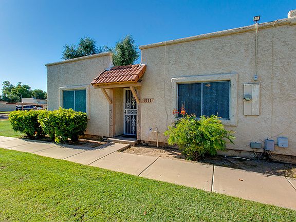 3rd image of 3111 W Loma Ln