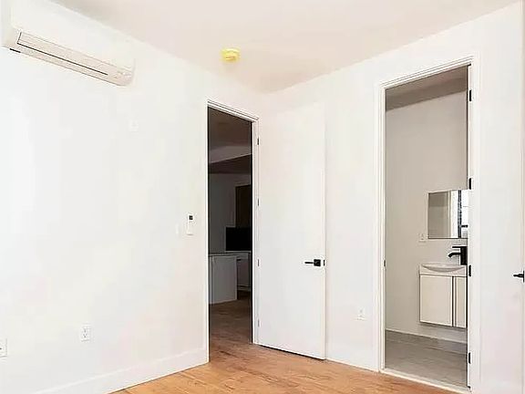 4th image of 1082 Nostrand Ave #1R