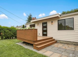 8421 39th Ave SW, Seattle, WA 98136