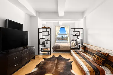 20 West Street, #31C