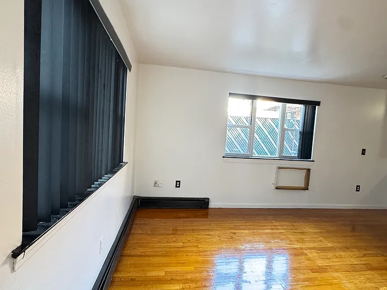 8428 Bay 16th St #1R — Photo 6