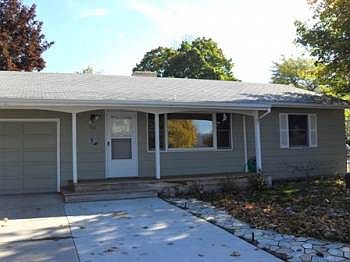 1st image of 3712 Fassett Dr