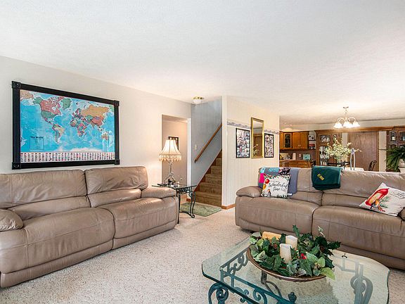 5th image of 3391 English Hills Dr NW