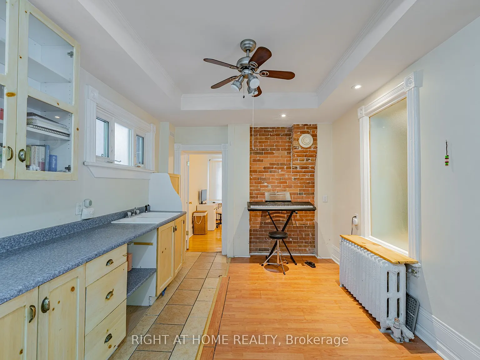 1 bed, $1,595 — Photo 4