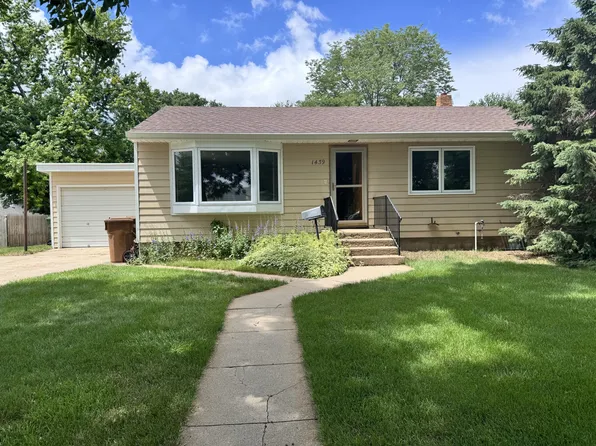 1439 Utah Ave SE, Huron, SD 57350