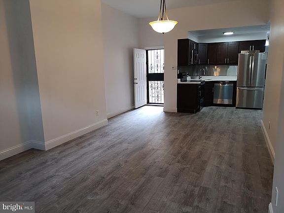 2nd image of 626 N 12th St Unit 1
