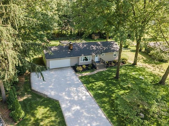 3rd image of 606 Leeman Dr
