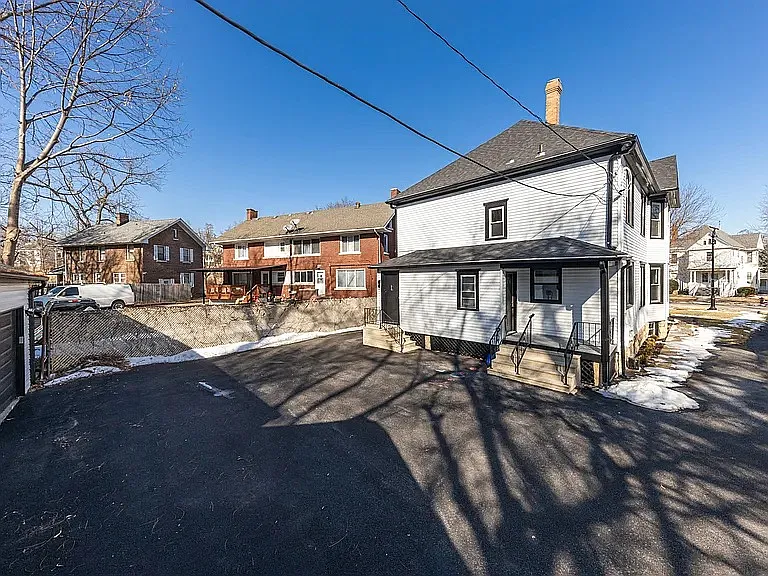 418 Buell Ave #1 — Photo 26