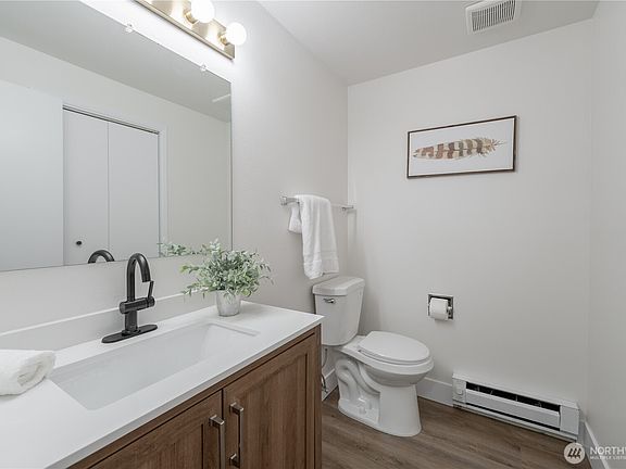 5th image of 216 SW 154th Street #3