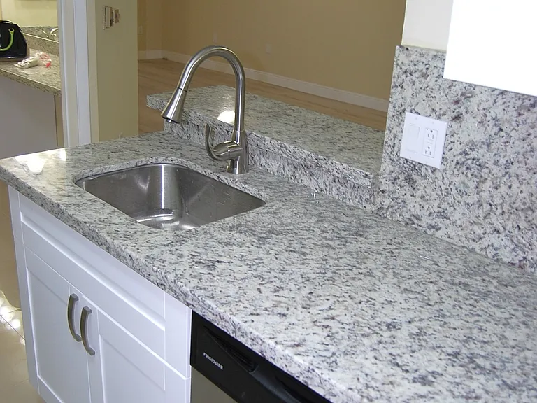 2820 N Oakland Forest Dr #109 — Photo 3