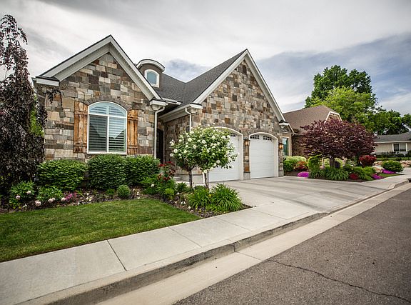 2nd image of 4466 S Enclave Vista Ln