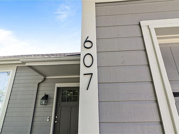 4th image of 607 SE Joel Ave