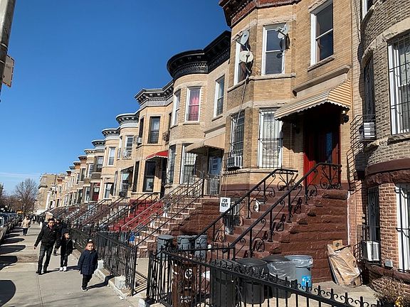5th image of 569 54th St #3B