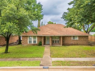 1021 Summertree Cir, Plano, TX 75025