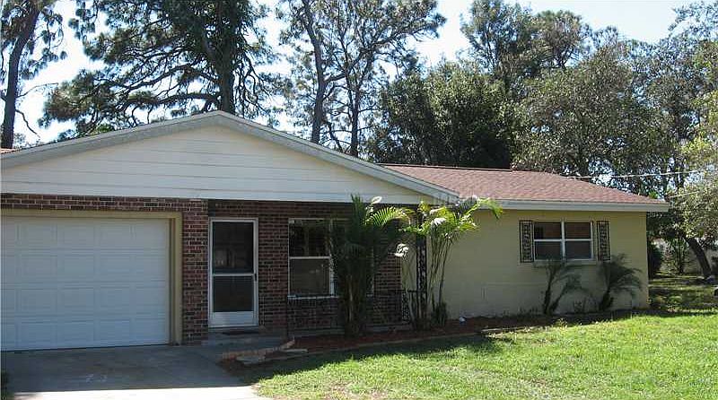 1st image of 2710 Oakmere Ln