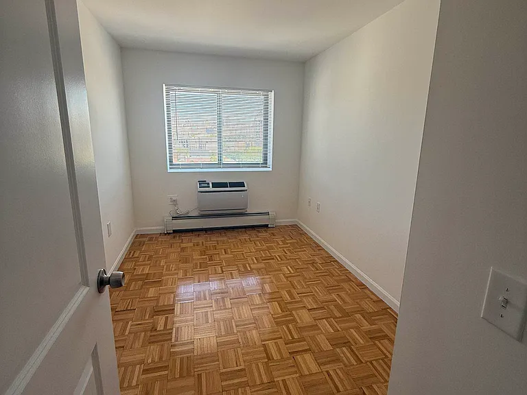 21-10 31st Ave #12 — Photo 11