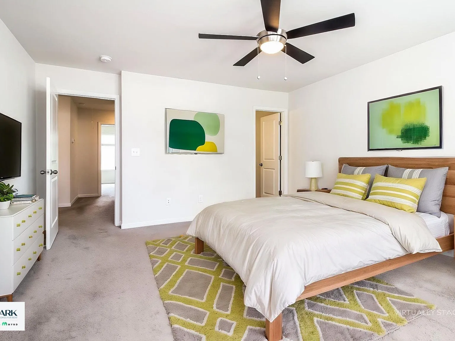 3 bed, 2.0 bath, 1415 sqft, $1,474 — Photo 3