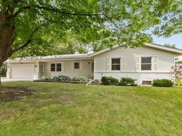 9700 Upton Rd, Bloomington, MN 55431