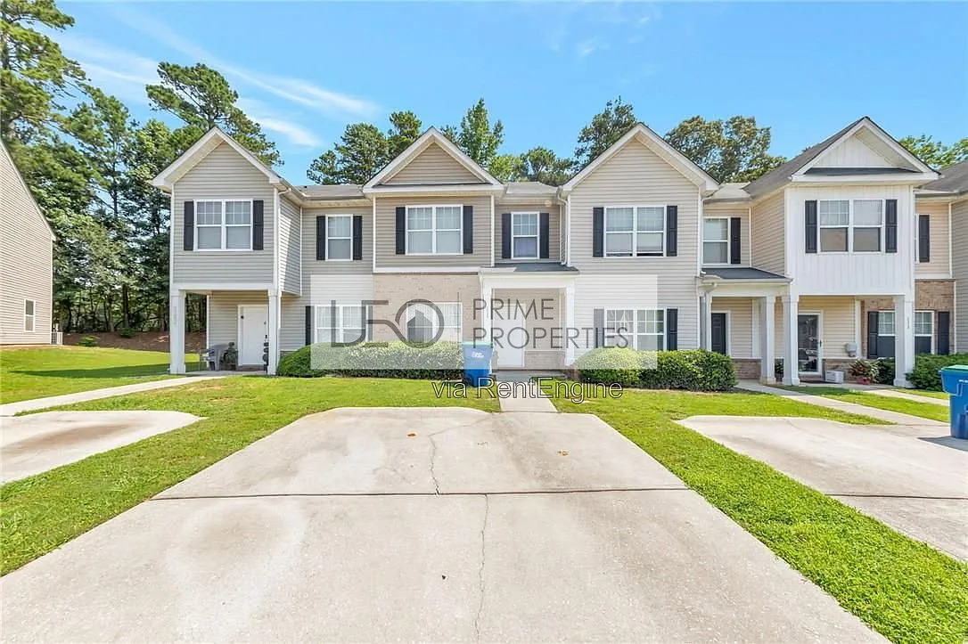 3 bed, 2.5 bath, 1544 sqft, $1,695 — Photo 1