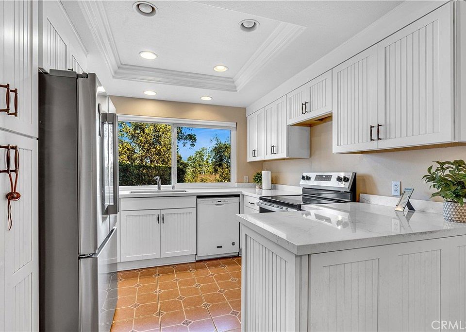 1st image of 25555 Windjammer Dr