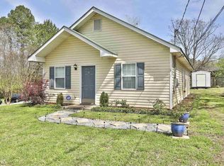 215 Arnco Third St, Newnan, GA 30263