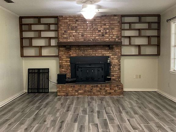 2nd image of 24291 Saint Hwy #19