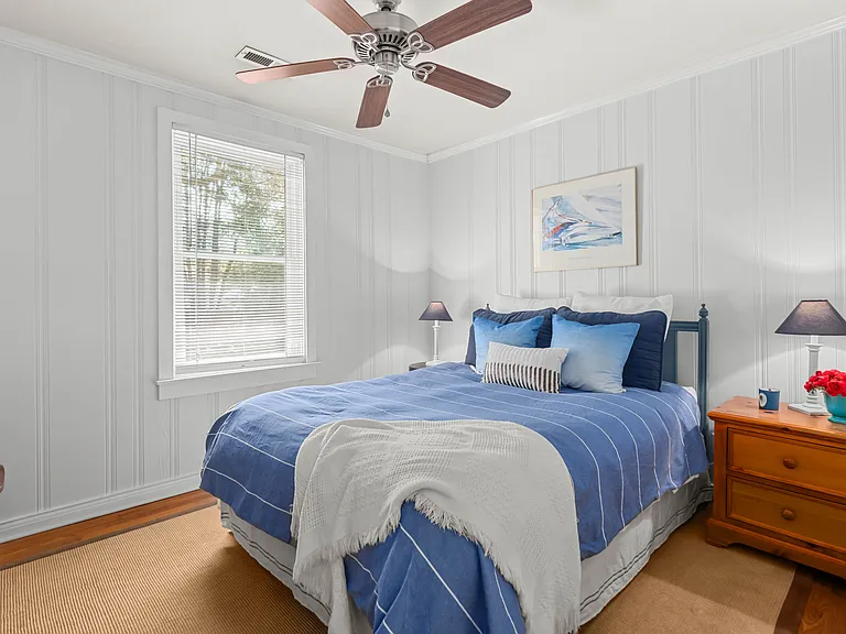 306 Yates Ave — Photo 16