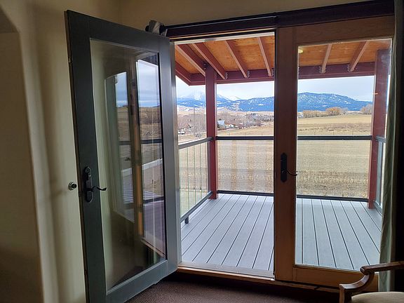 5th image of 226 Tana Ln