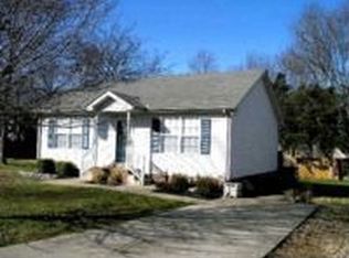 221 Westlynn Dr, Lebanon, TN 37087
