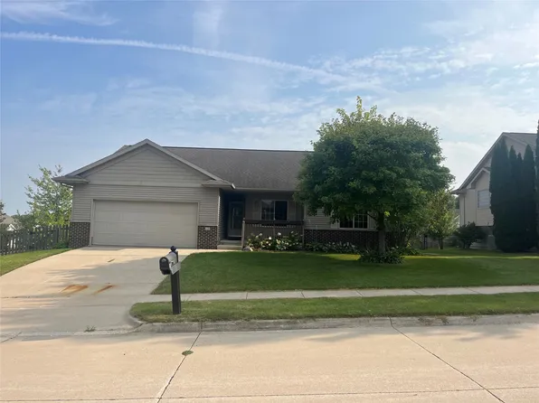 15 Mary Ct, Iowa City, IA 52245
