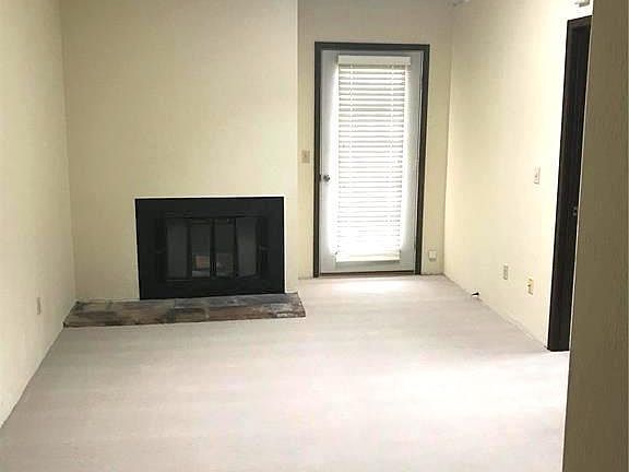 4th image of 120 Ashley Dr