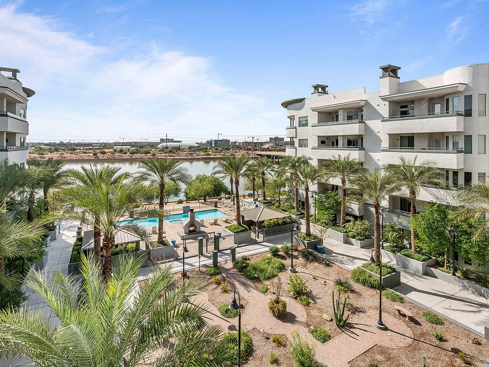 1st image of 945 E Playa Del Norte Dr